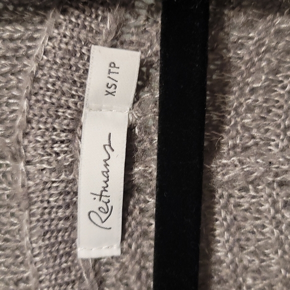 Reitmans Cardigan - Picture 2 of 4